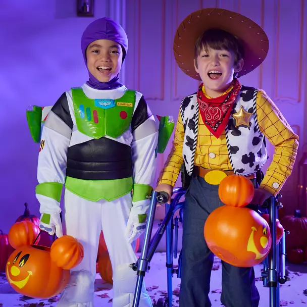 Buzz Lightyear Light-Up Costume for Kids – Toy Story image 4