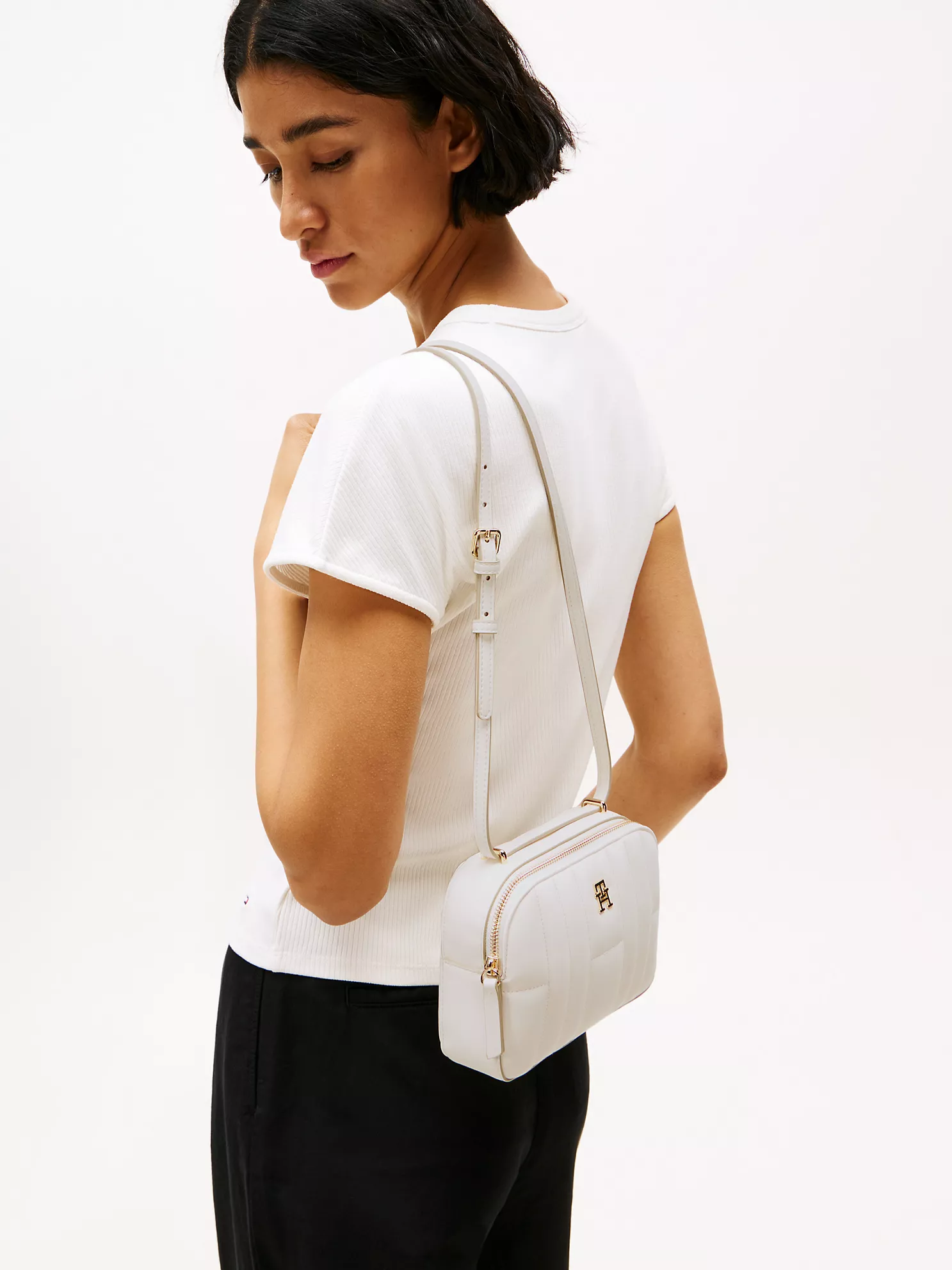 Quilted Crossbody Bag image 5