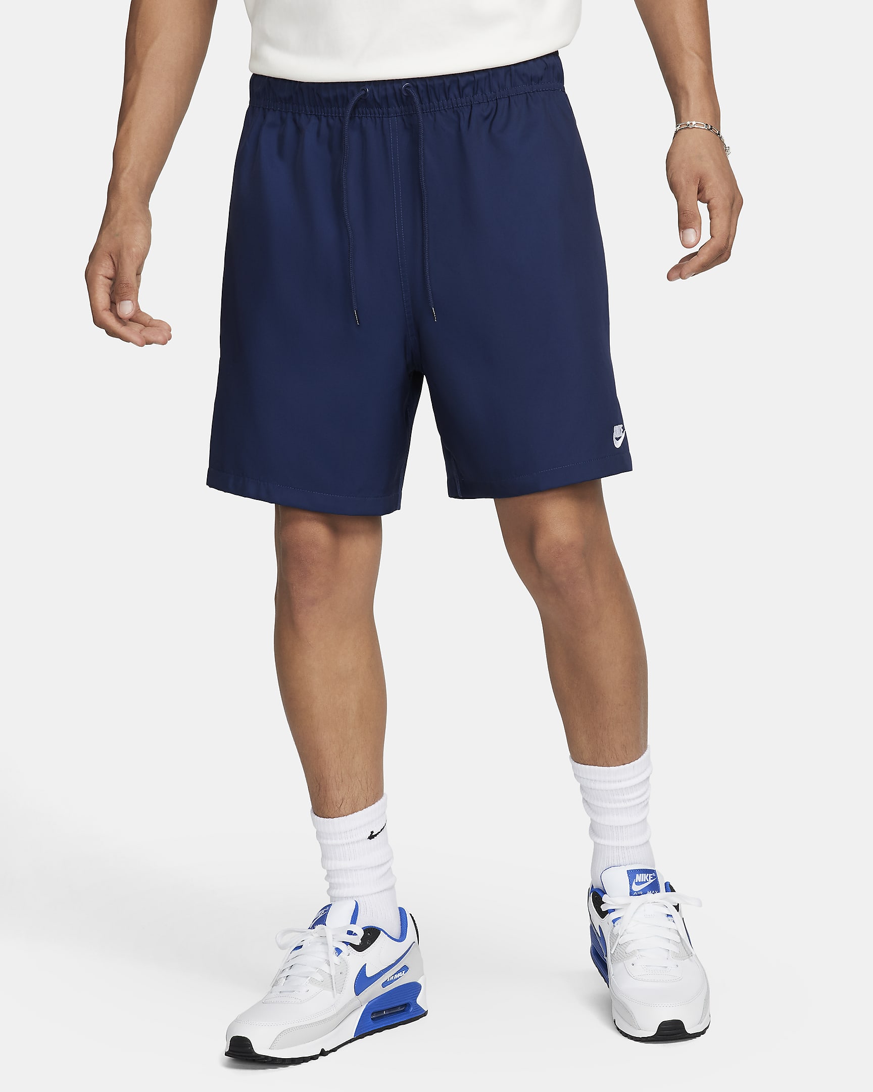 Nike Club Men's Woven Flow Shorts image 2