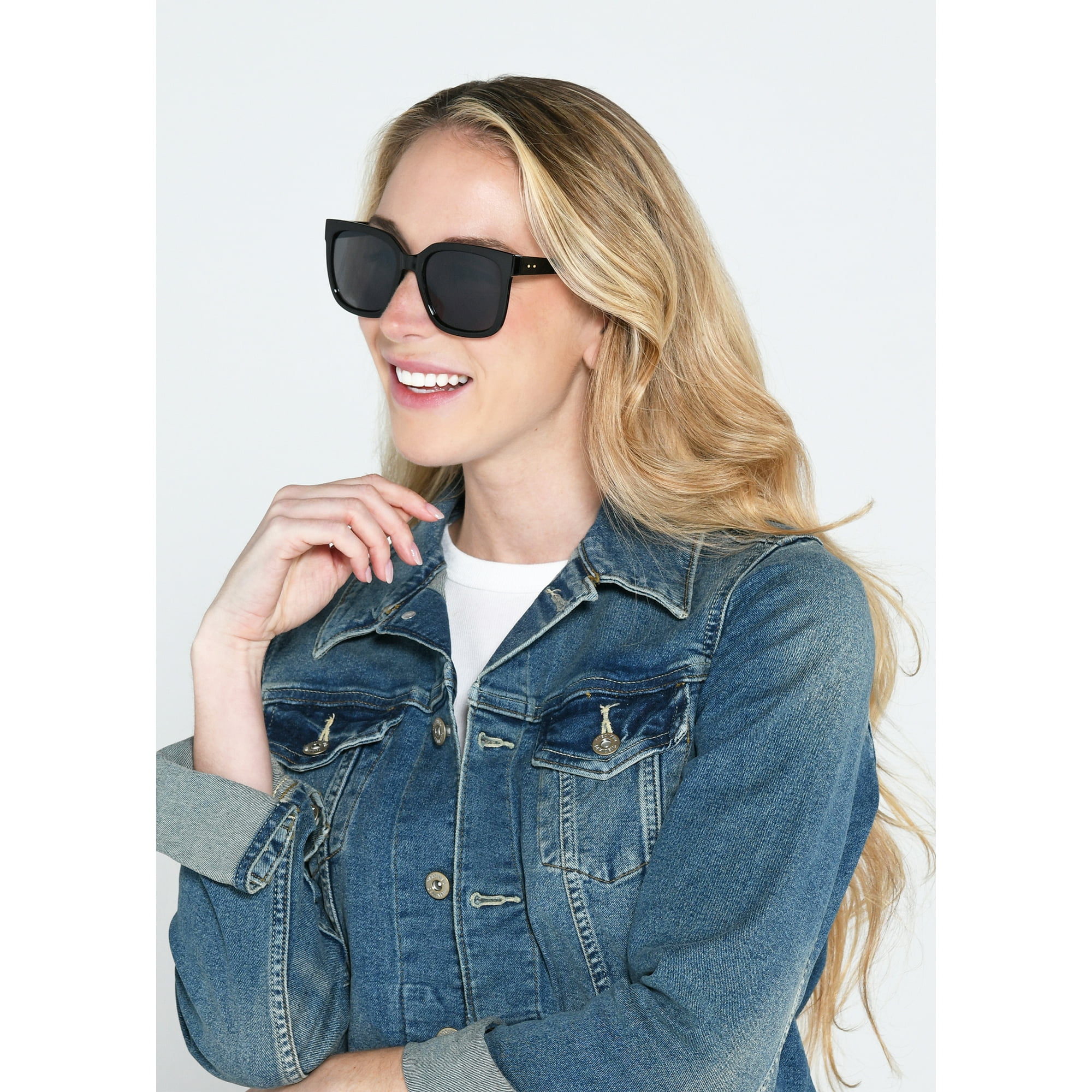 Foster Grant Women's Oversized Fashion Sunglasses, Black image 4