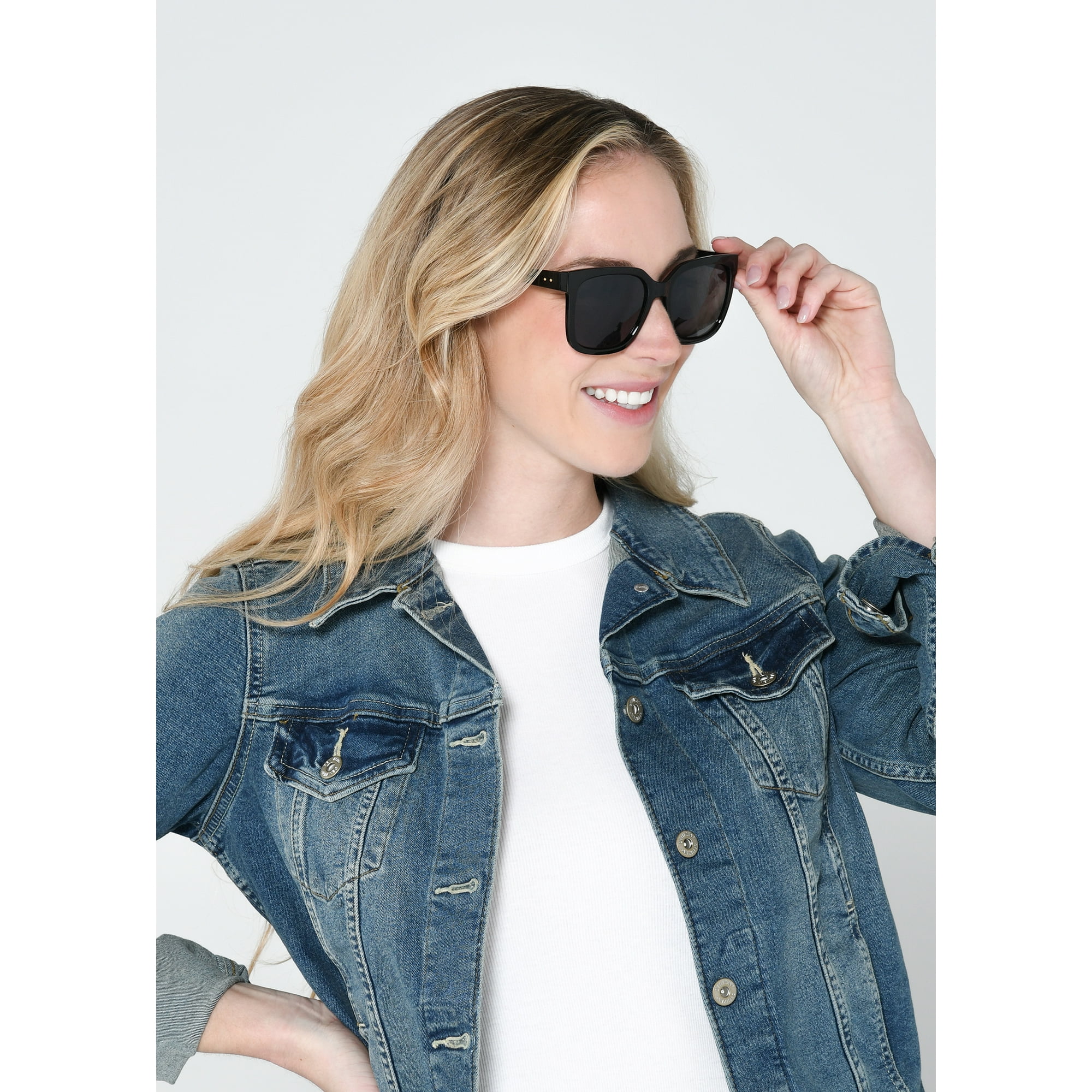 Foster Grant Women's Oversized Fashion Sunglasses, Black image 5