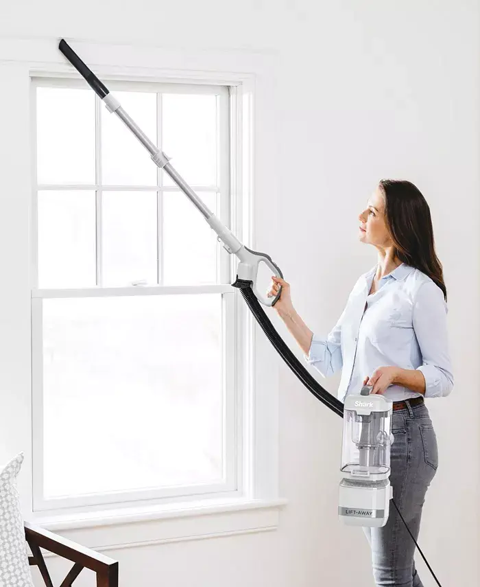 Shark Navigator Lift-Away ADV Upright Vacuum image 2