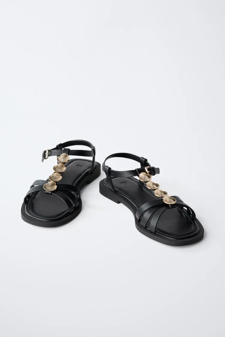 SHELL SANDALS image 3