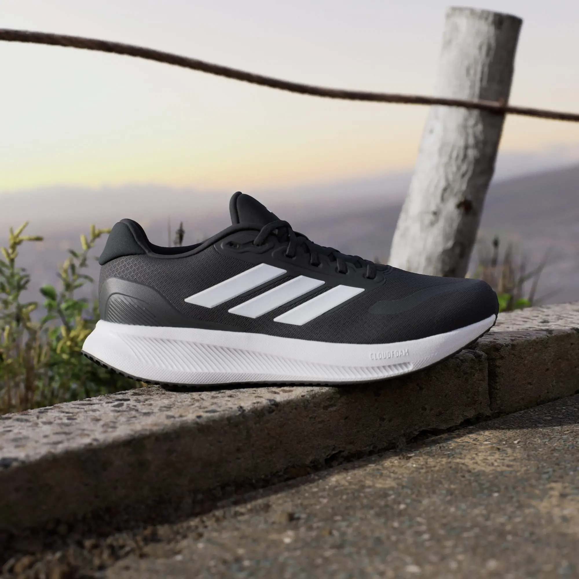 Runfalcon 5 Running Shoes image 2