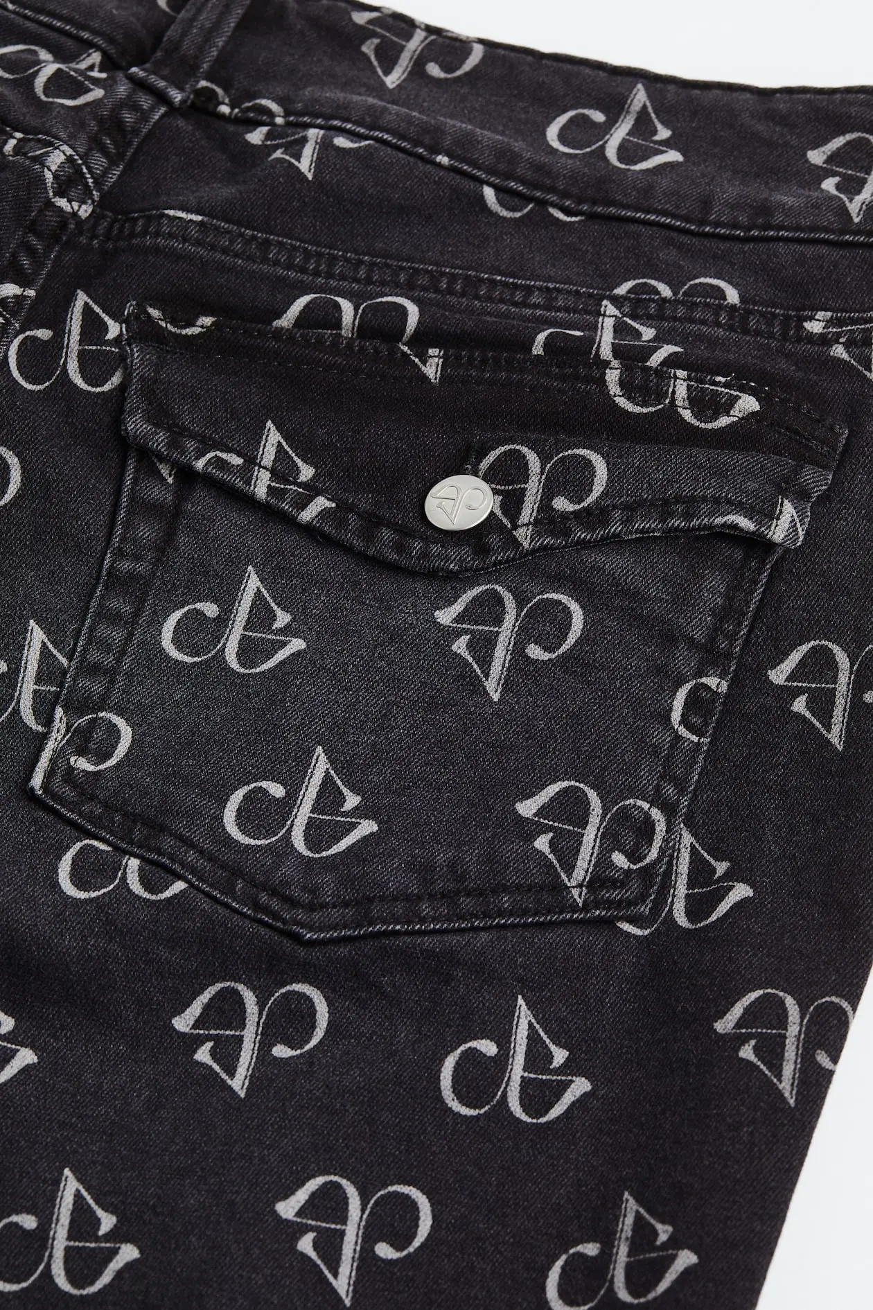 H&M+ Flared Low Jeans image 2